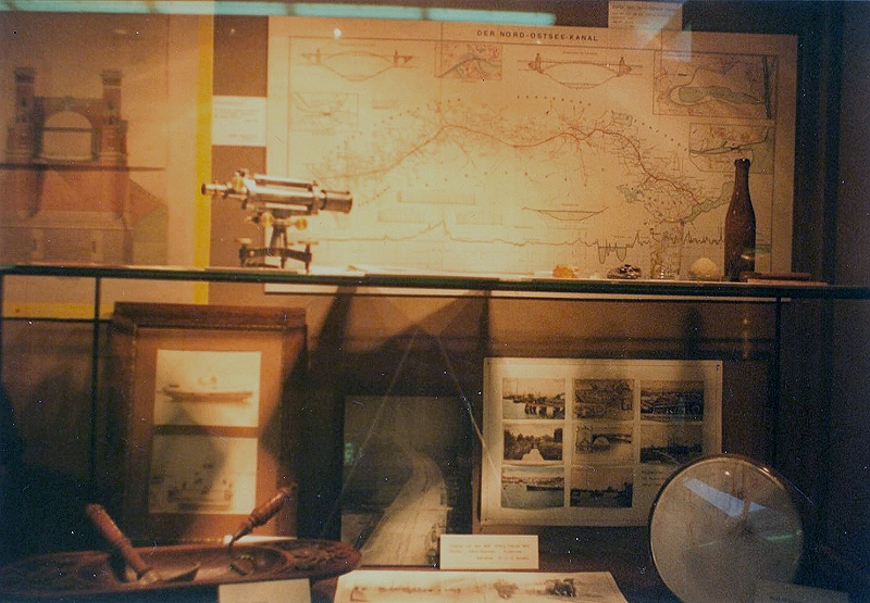 Datei:Atrium Modelle-05.jpg