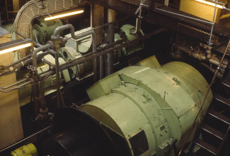 Datei:E-Motor f.Baggerpumpenantrieb.jpg