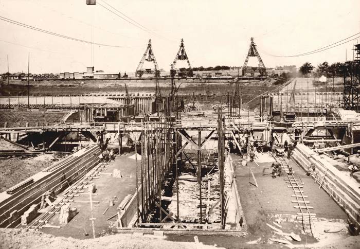 Datei:414-Schleusenbaustelle 14.5.1912.jpg