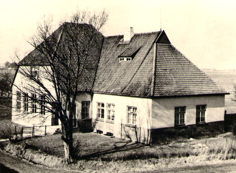 Datei:Schule Mühlenstraßen-1962.jpg