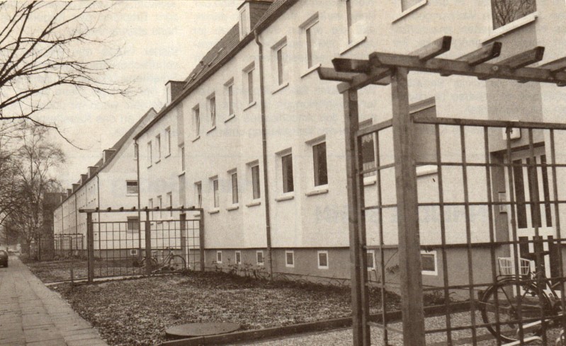 Datei:ERP-Häuser Kippe.jpg