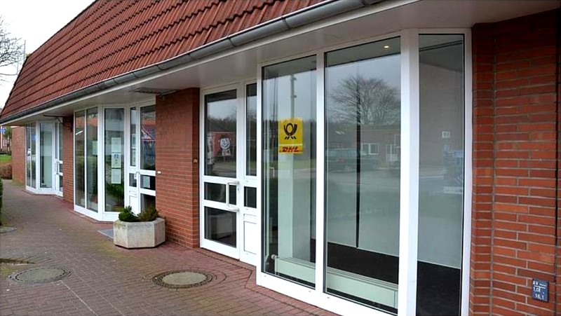 Datei:Postfiliale Wurtleute-2022.jpg