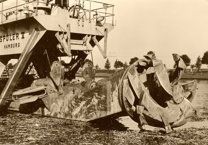 Datei:038-Cutter-Bagger Fa.Holtzmann-Schneidkopf.jpg