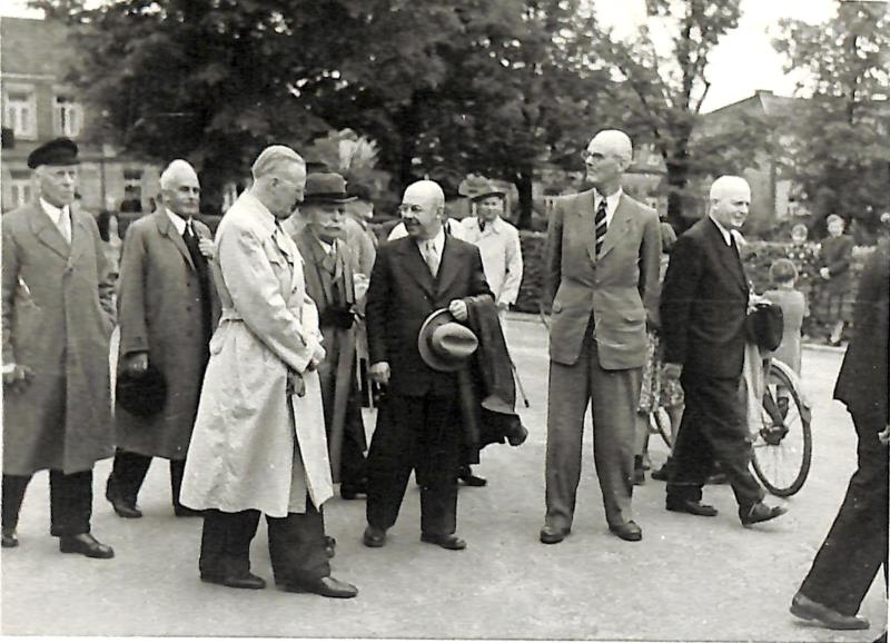 Datei:30-Gustav Meyer .jpg