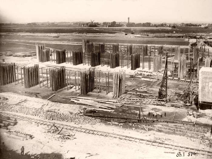 Datei:574-Schleusenbaustelle 4.6.1913.jpg