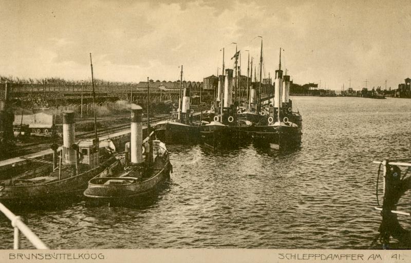 Datei:SB1-E037 Südkai,Dampfschlepper.jpg