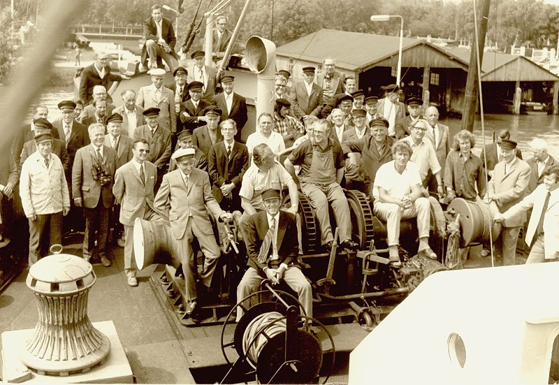 Datei:Verabschiedung Titan.jpg