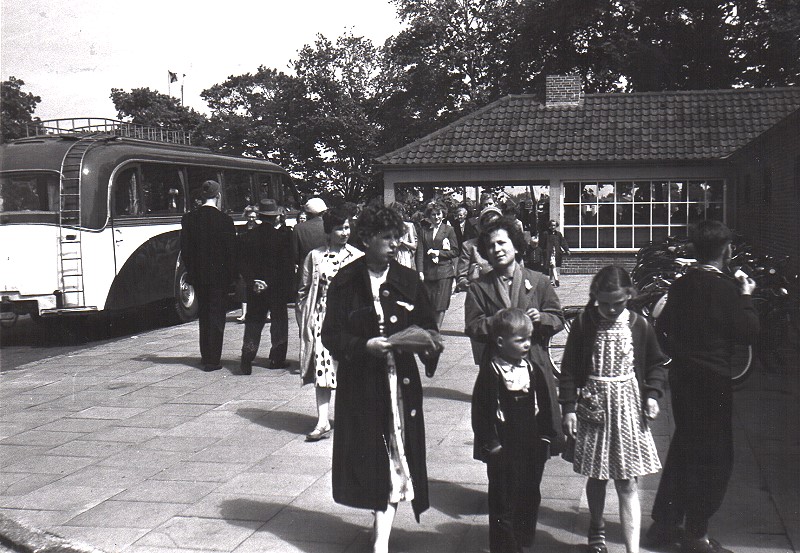 Datei:Gustav-Meyer-Platz 1956-01.jpg