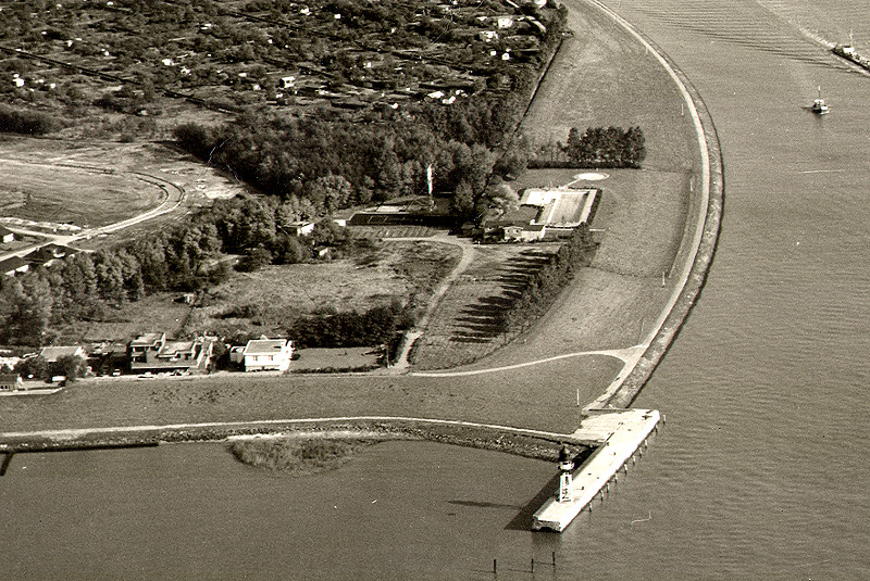 Datei:Freibad 1970-77.jpg