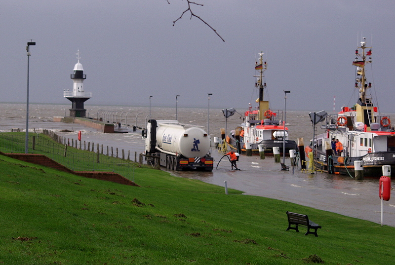 Datei:Sturmflut 9.Nov.2007 008.jpg