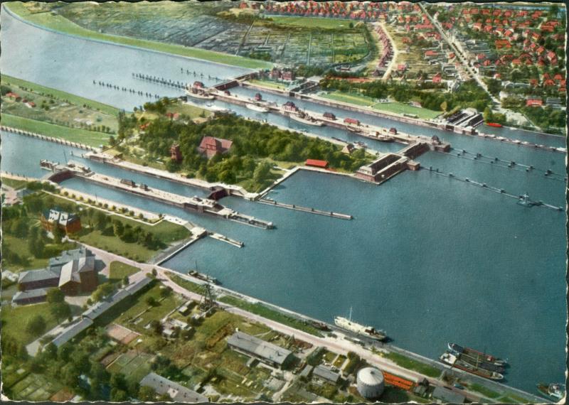 Datei:PAC-E006 Schleuse,Brunsbüttel-Süd-,Nordseite.jpg