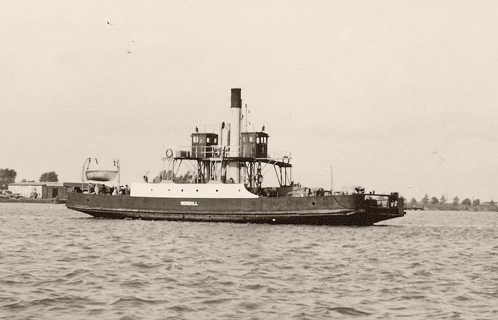 Datei:Fähre Heimdall.jpg