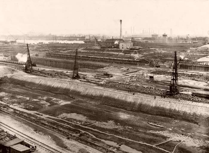 Datei:339-Schleusenbaustelle 19.9.1911.jpg