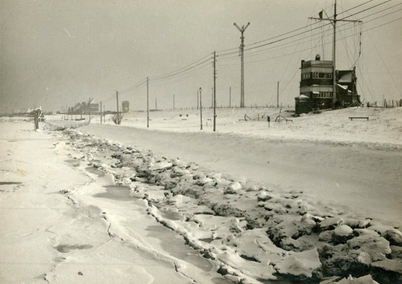 Datei:Außenvorhafen Brunsbüttelkoog-1941.jpg