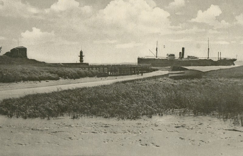 Datei:AH1-K016 (JS) Elbe, Dampfer.jpg