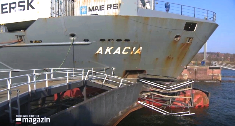 Datei:2018-02-20 Holtenau Schleuse 4.jpg