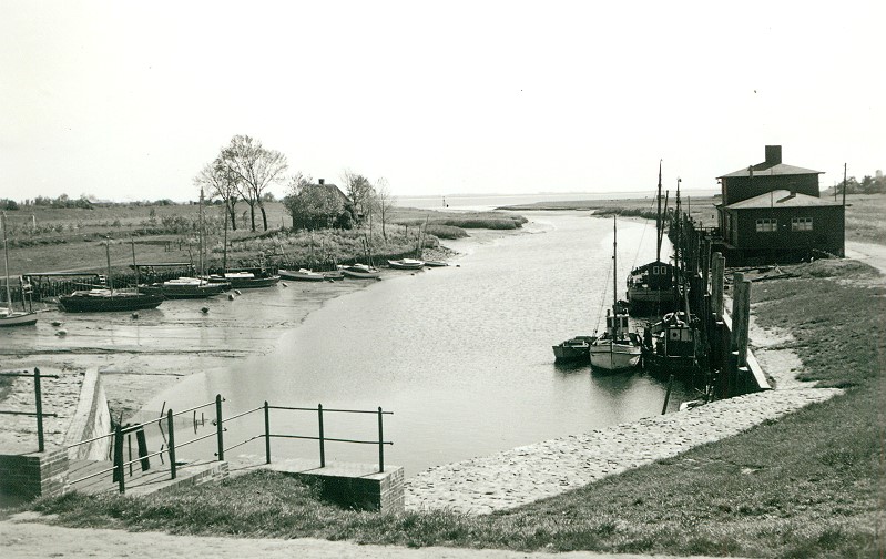 Datei:087-Alter Hafen-WSA.jpg