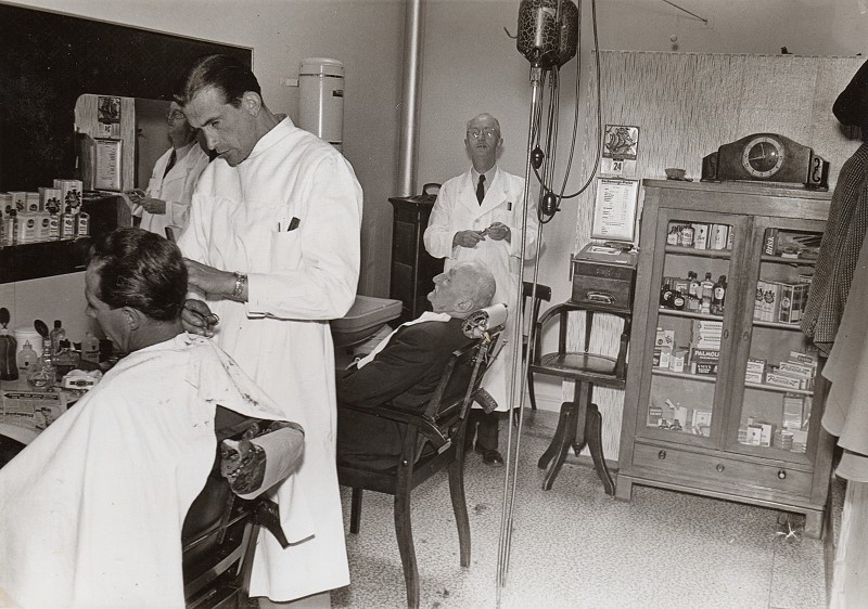 Datei:Friseur Clasen-1960er.jpg