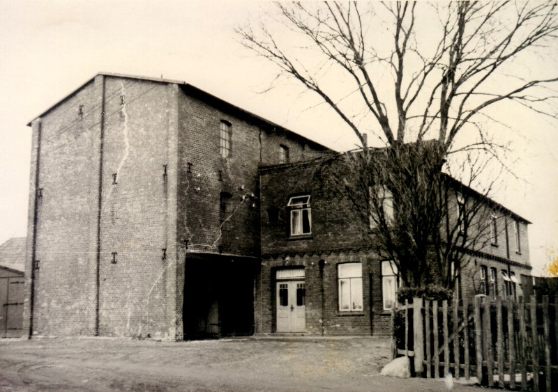 Datei:Dampfmühle Emil Dohrn-AmFleth9.jpg