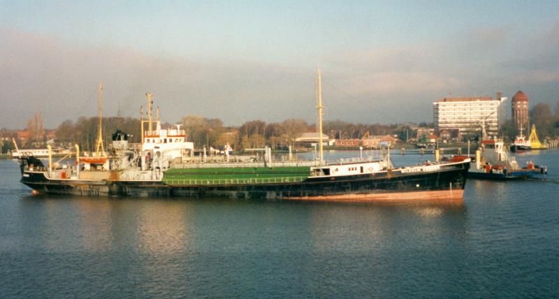 Datei:Wilhelm Krueger-2002.jpg