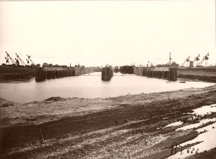 Datei:622-Schleusenbaustelle 28.7.1913.jpg