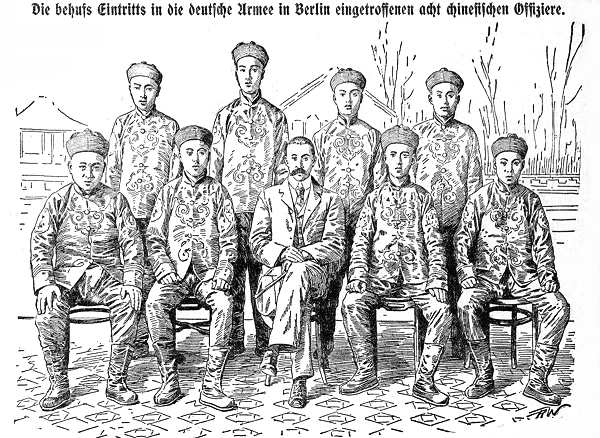 Datei:1903-07-14 325a Chinesische Offiziere.jpg