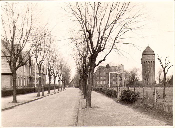 Datei:Wasserturm-Scholerstraße.jpg