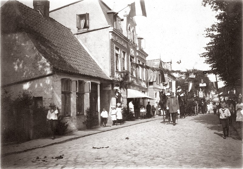 Datei:Vogelschießen-um 1915,Hecker.jpg