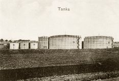 005-Tanks.jpg