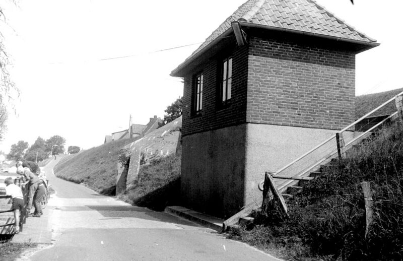 Datei:O4 1970-1971 (4056).JPG