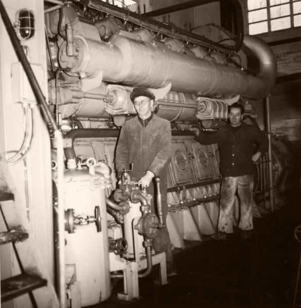 Datei:U-Boot-Diesel Krupp-1400PS.jpg