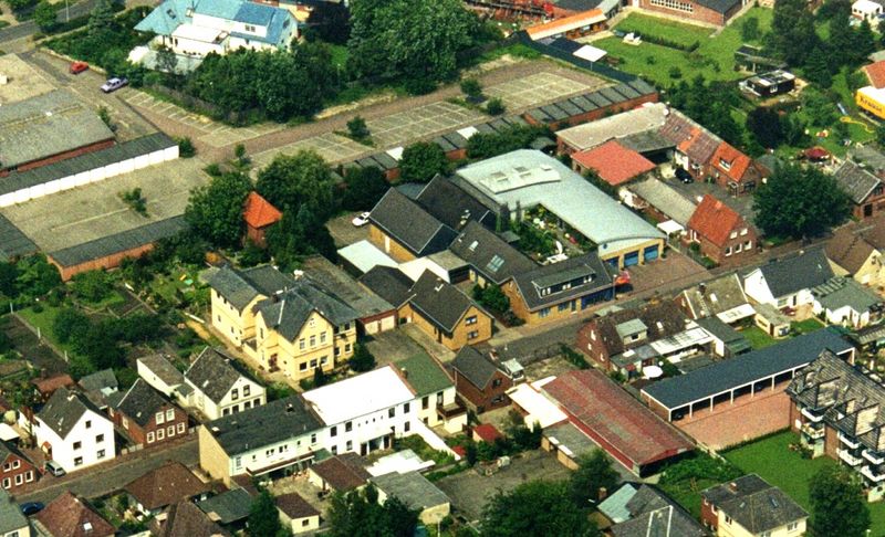 Datei:Tiedemann17 bis 21-ca.2000.jpg