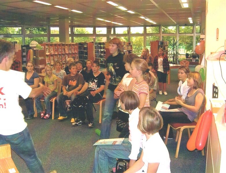 Datei:Ferienleseclub-2008a-1.jpg